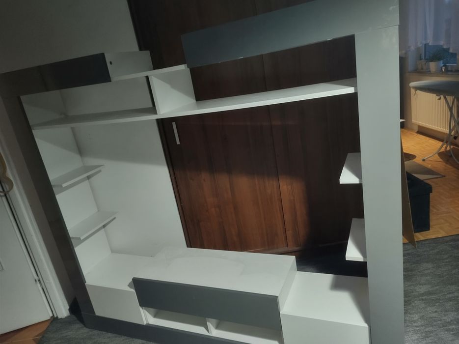 Meblościanka pod telewizor