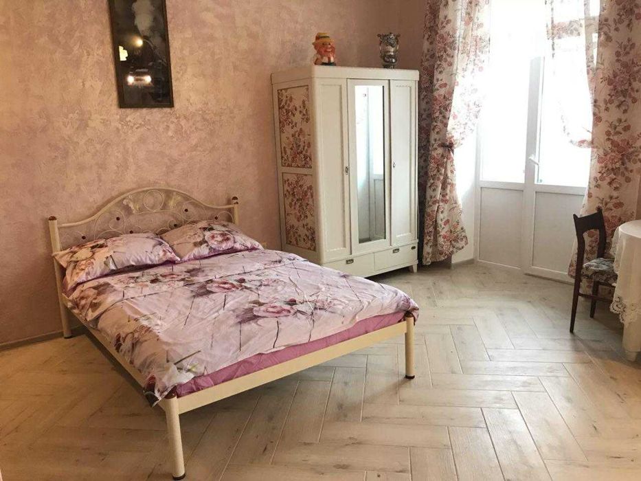 Оренда квартири подобово.  Сам центр- ЦУМ, Погодинно, подобово