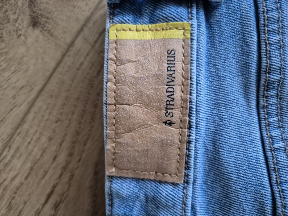Spodnie jeans stradivarius mom slim fit 36