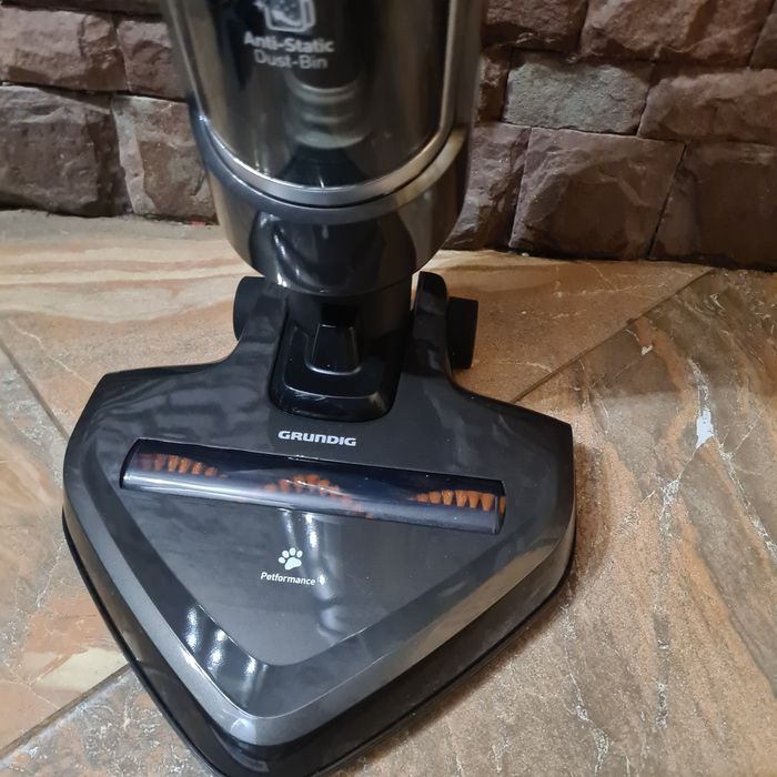 Пилосос швабра Grundig VCH 9732