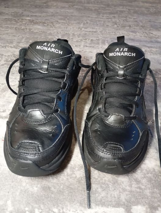 Кросівки Nike AIR MONARCH IV 39р 25,5см