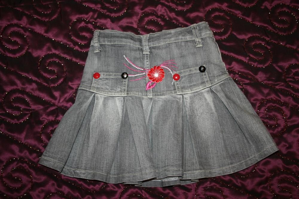 Классная коттоновая серая юбочка, рост 118 см