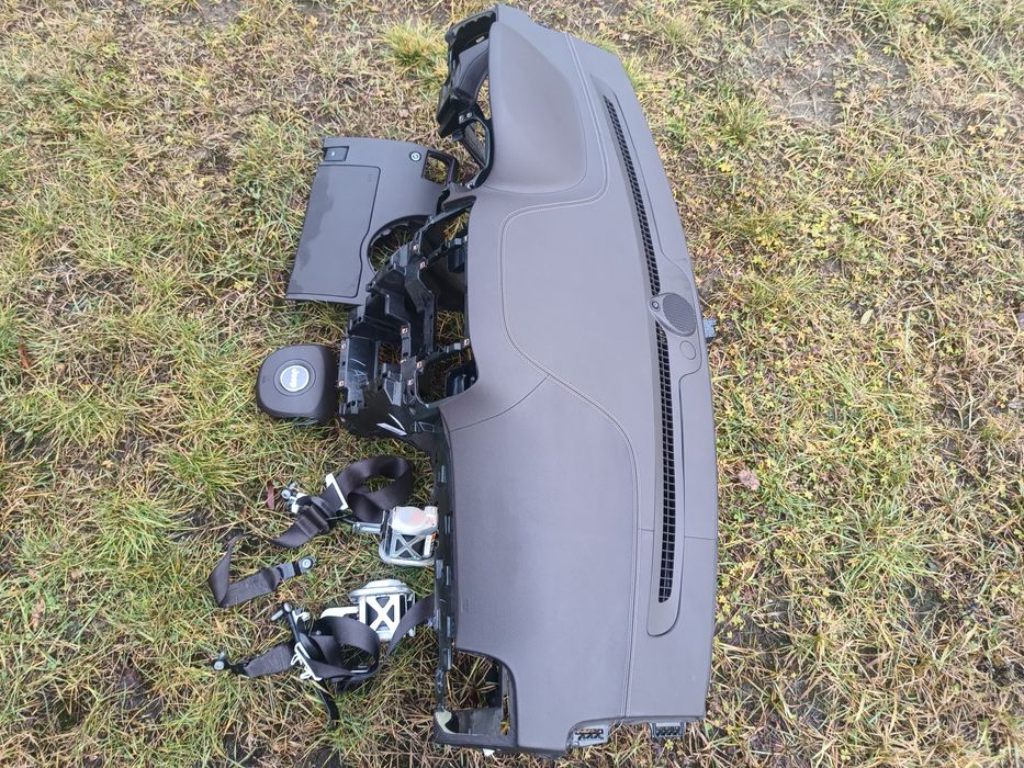 Deska rozdzielcza Jeep grand Cherokee Wk2 Brąz