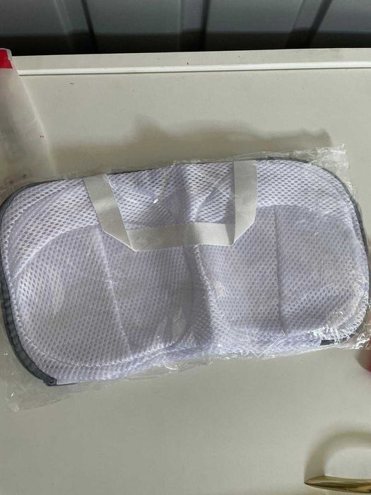 asortyment, akcesoria, kapelusze, pojemniki, zabawki 100 kg