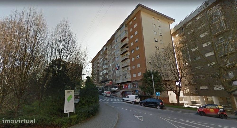 Quarto apenas para estudante  - junto à Universidade