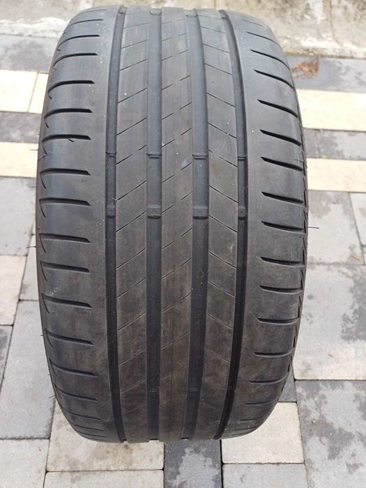 opona bridgestone turanza 255/35 r19 rok 4922