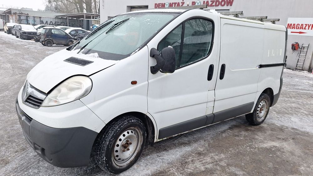 RENAULT TRAFIC VIVARO 2.0 DCI  CZESCI NA CZESCI