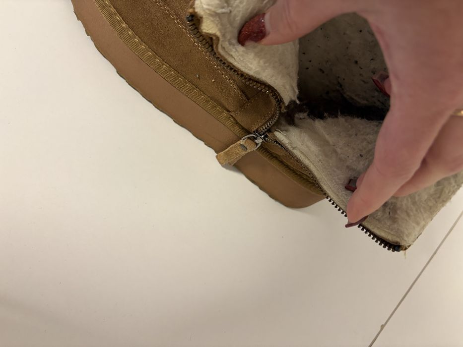 Продам угі  жіночі і UGG  натуральні