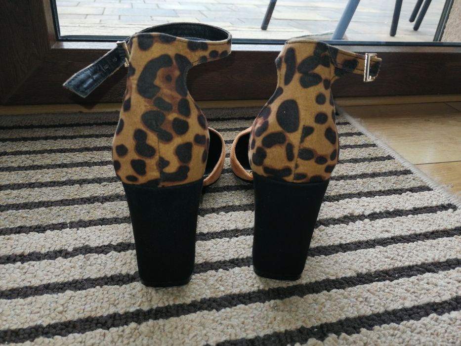 Buty czółenka Deezee