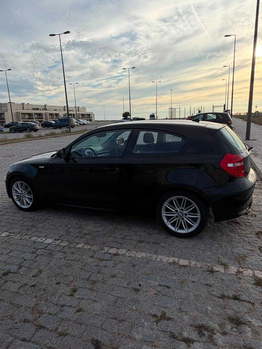 BMW Série 1 118d 2010 Preto 3 Portas | 318.000 km