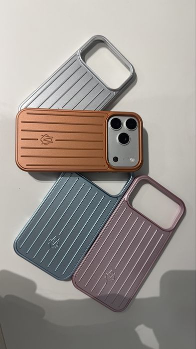 Чохол на Iphone 17-18 Pro Max в блакитному кольрі