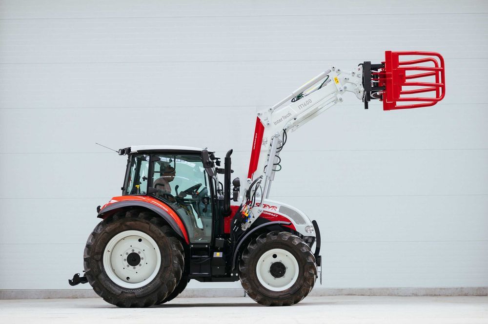 Ładowacz czołowy tur ładowacze Inter-Tech udźwig 1600