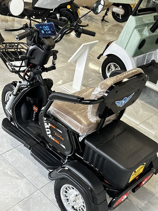 SCOOTER 3 RODAS elétrica sem carta de condução!NOVA 0km,ÚLTIMA UNIDADE