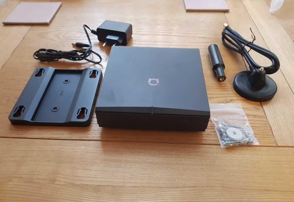 Helium miner Bobcat 300 2gb. Hnt 868