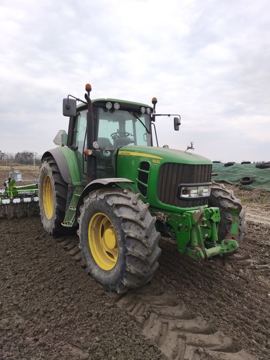 Sprzedam John Deere 6830 premium