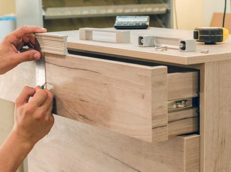 Serviço de transporte e montagem de móveis