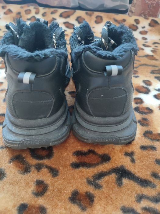 Зимние женские кроссовки