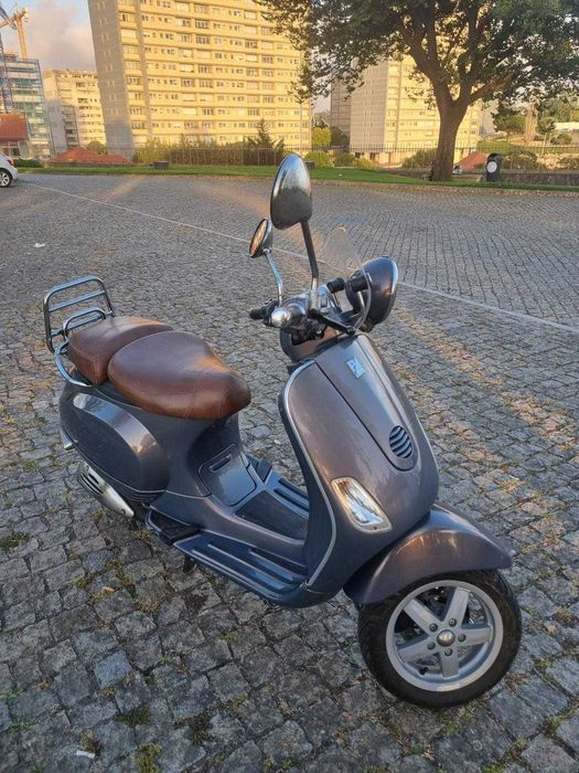 Vendo VESPA LXV 50 - Edição Limitada