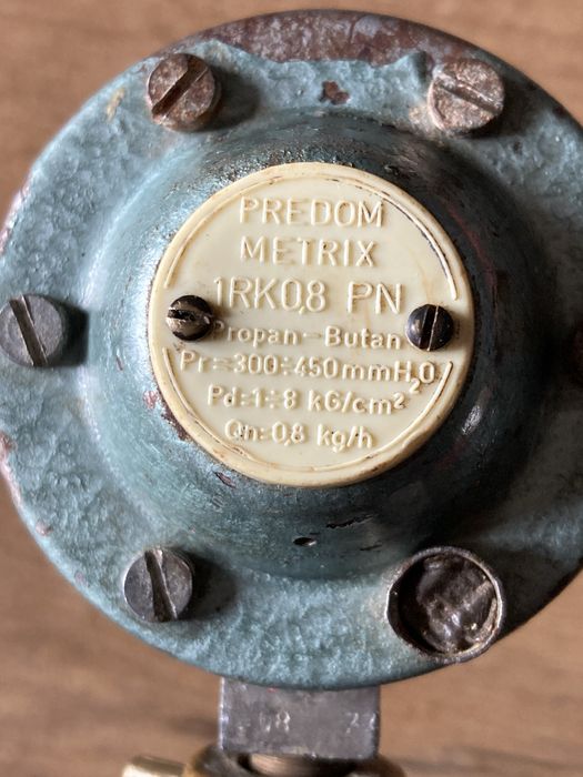 Predom Metrix  1RK0,8 PN  Reduktor do butli turystycznej