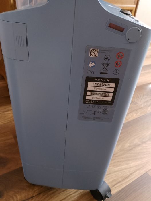 Koncentrator tlenu Philips EverFlo + filtr, wąsy 5m, woda