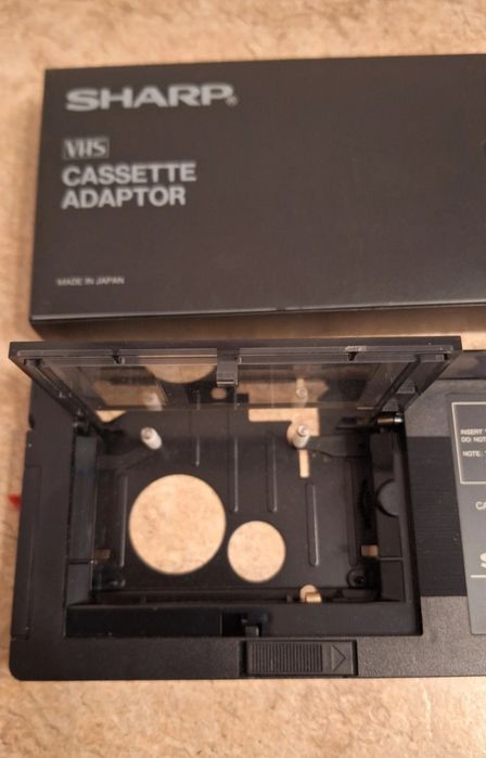 Adapter kaseta matka Sharp VHS-C do VHS