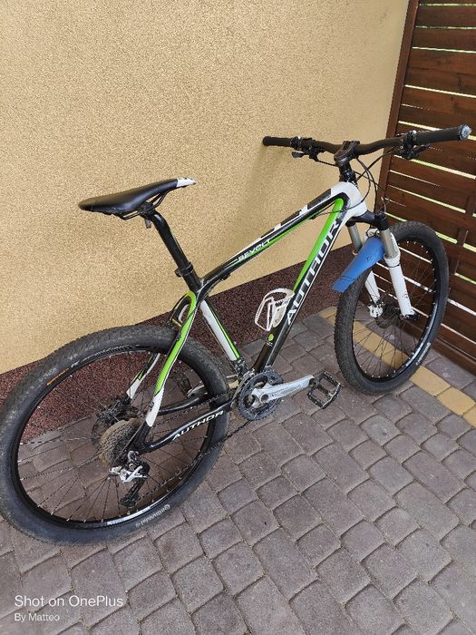 Author revolt 26 carbon