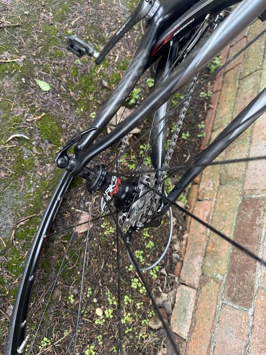 SPECIALIZED Tarmac Full Carbon Shimano 105 Perfekt stan Rower szosowy