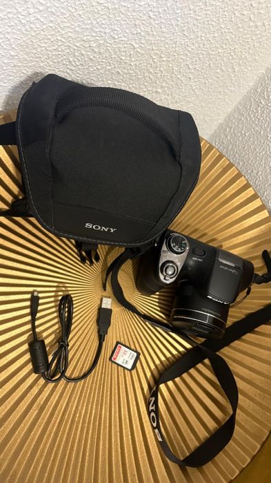 Sony Cyber-shot DSC-H300 20.1MP + Bolsa Sony + Cartão 32GB