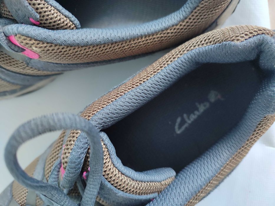 Clarks женские кроссовки кросiвки