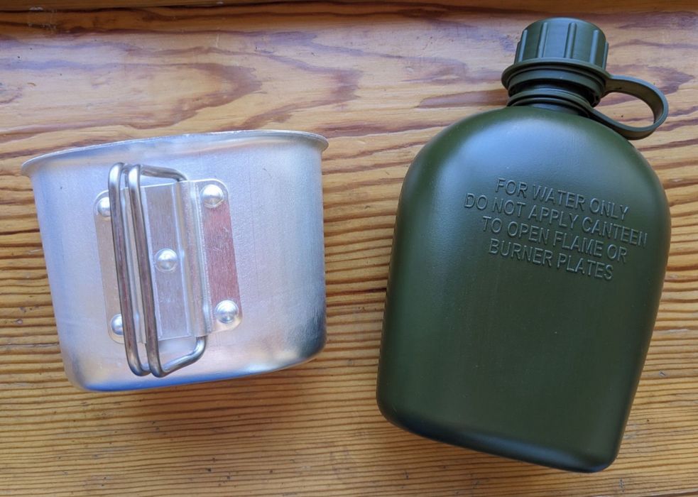 Армейская фляга для воды 1л фляга с котелком в чехле военная фляга