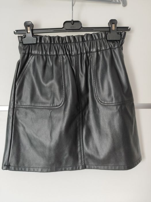 Spódnica czarna, skórzana Primark r.146/152
