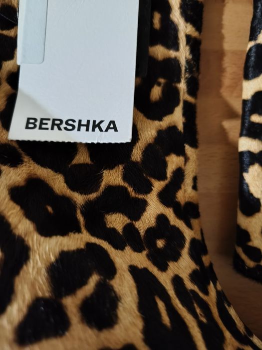 Botins Bershka leopardo