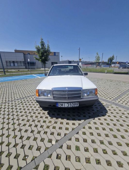 Mercedes w190 1985r