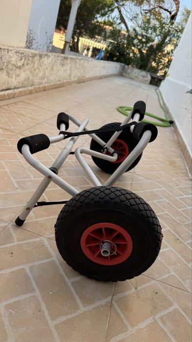 Carrinho de Transporte para Canoas, Kayak,Caiaques e Pranchas