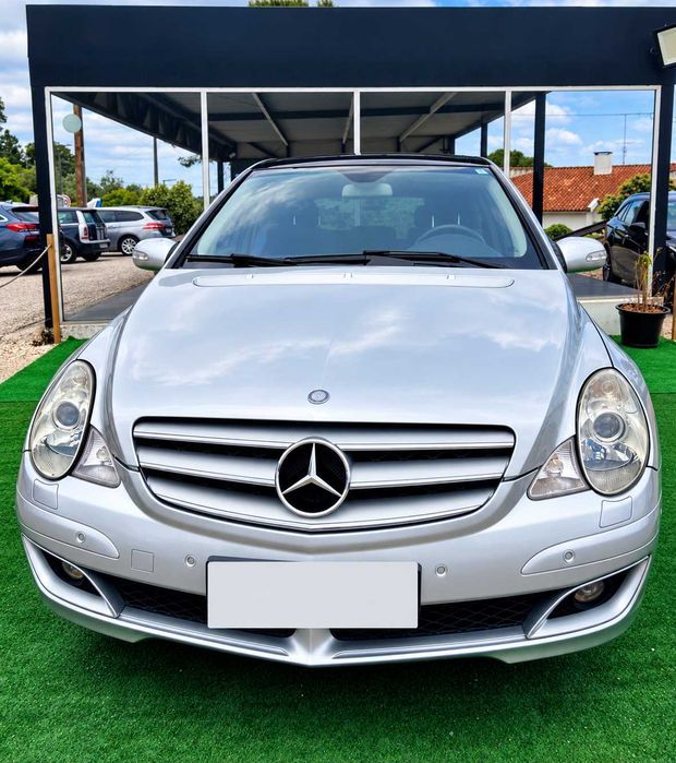 Mercedes-Benz R 320