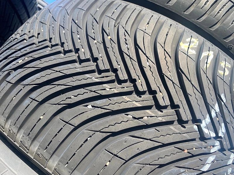 215/40/18 Maxxis Premitra AP3_6mm_2szt_(486)