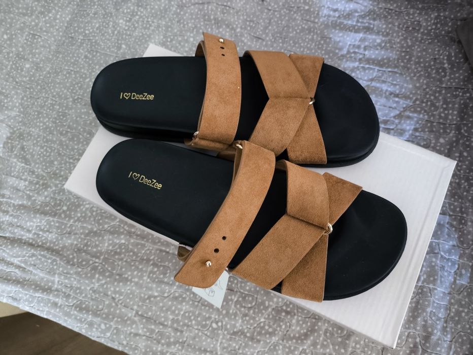 Klapki DeeZee nowe