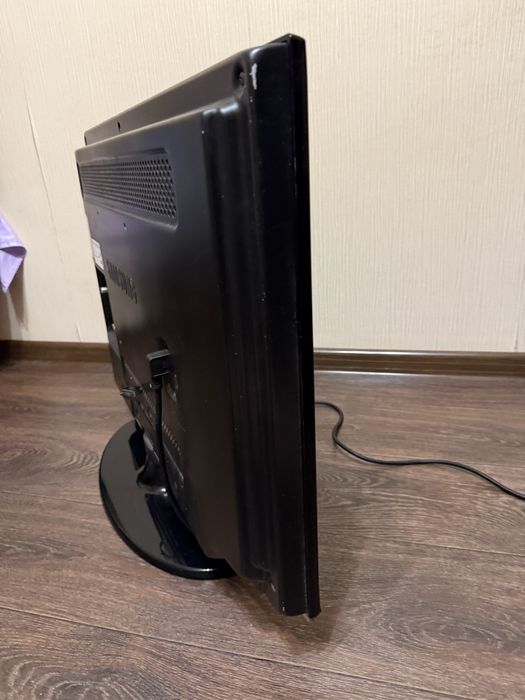 Телевізор Samsung LE32C450 32" LCD HD HDMI USB VGA