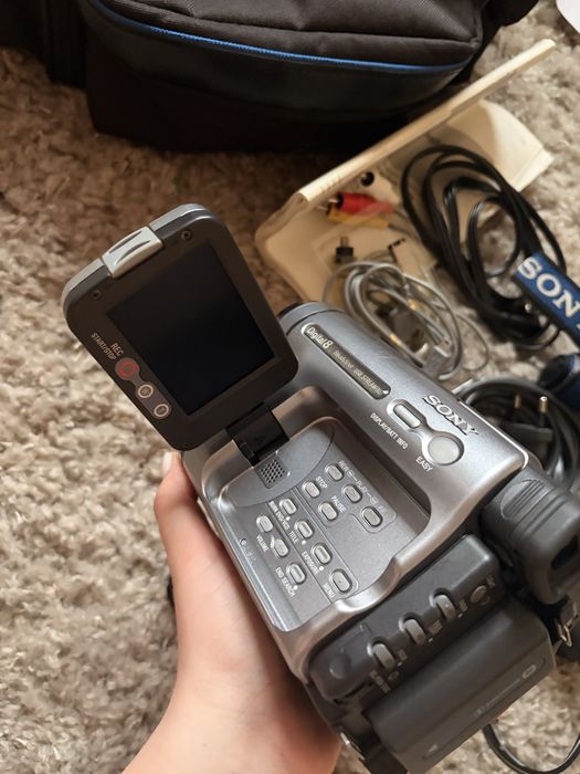 Kamera Sony Handycam DCR-w DCR-TRV270E