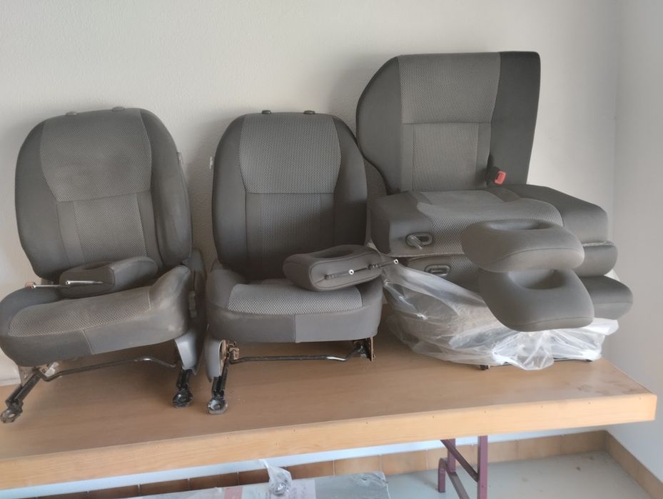 Bancos Rav4 2004
