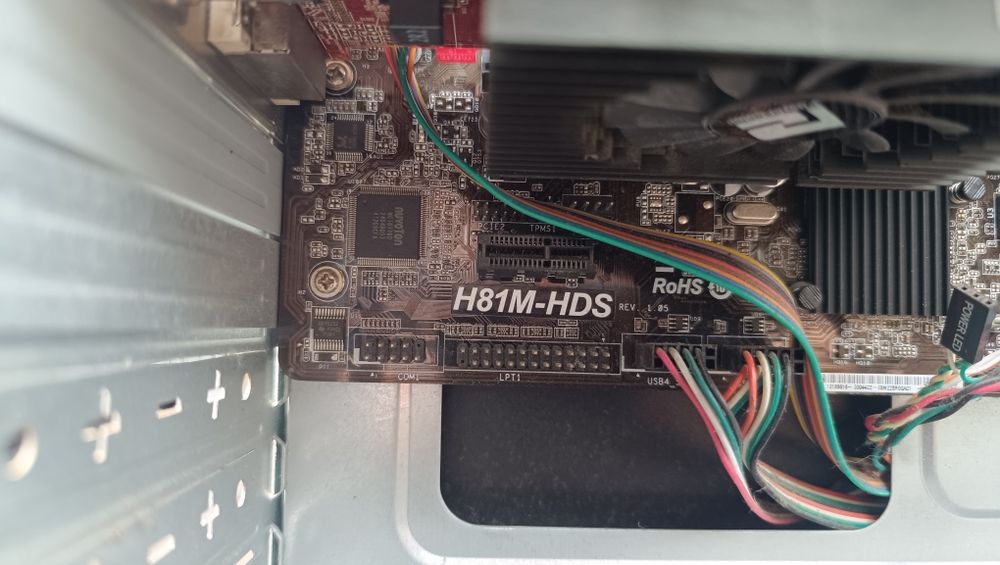 Stary komputer Intel i5. ASRock  DDR3 8gb