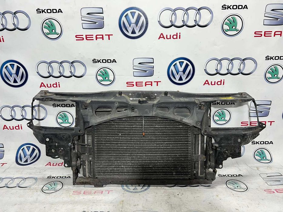 Телевізор установочна панель Skoda Octavia Tur Шкода Октавія Тур