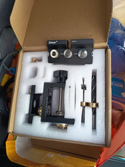Adjustable Drilling Kit with Drill Bits446355805549383682