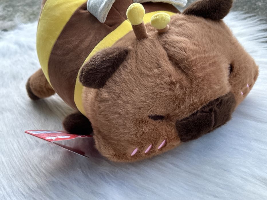 Nowa kapibara pszczoła Elefun