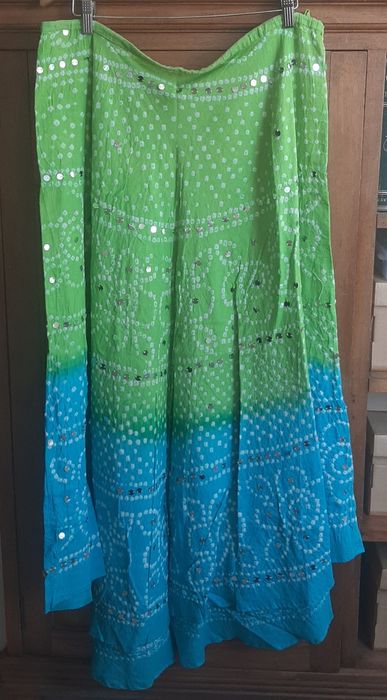 Saia e calças senhora, XL, cada peça 5€