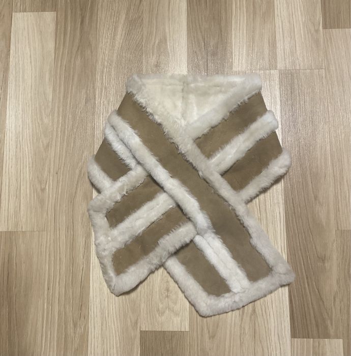 Хутряний шарф від UGG