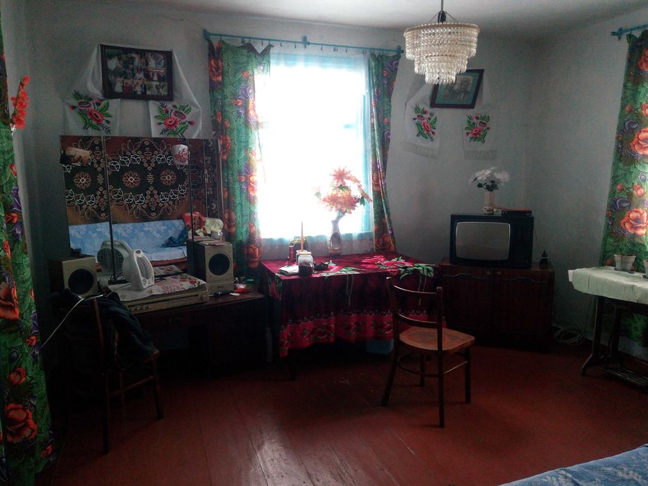 Продам теплий затишний будинок в Новій Боровій.