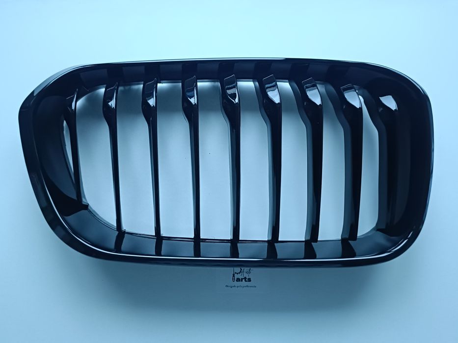 (Promoção) Grelhas Frontais BMW Série 1 F20 modelo 2012 a 2014