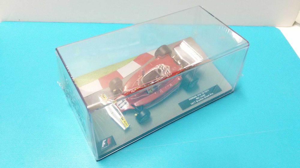 Ferrari 312 T2 #11 - N. Lauda: Campeão Mundial F1 1977 escala 1/43