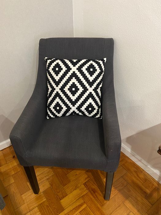 Sala e casa de jantar diversos artigos